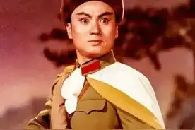 《智取威虎山》主演现状，三位主演离世，一位主演“叛逃”美国图片