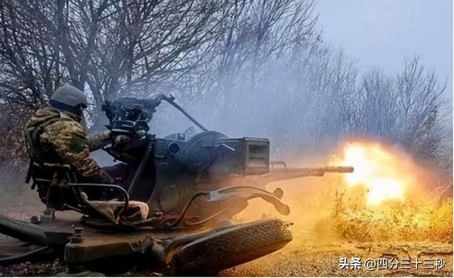 中美俄将齐聚北京看阅兵？俄罗斯公开否认，特朗普访华阵容曝光