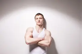 雄性激素旺盛的男性，一般有5个“亮点”，占得越多，越有男人味图片