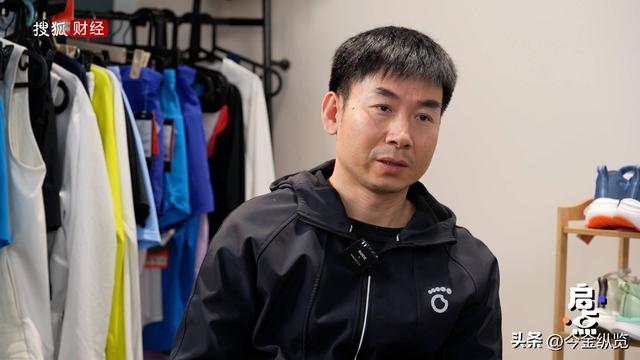 从记者到跑圈黑马！他十年跨界死磕一件事，营收破亿成创业教科书
