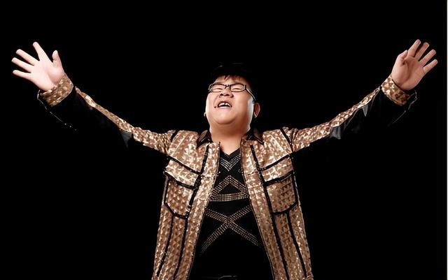 善恶终有报！狂妄自大的“盲人”歌手杨光，终究付出了惨痛代价！