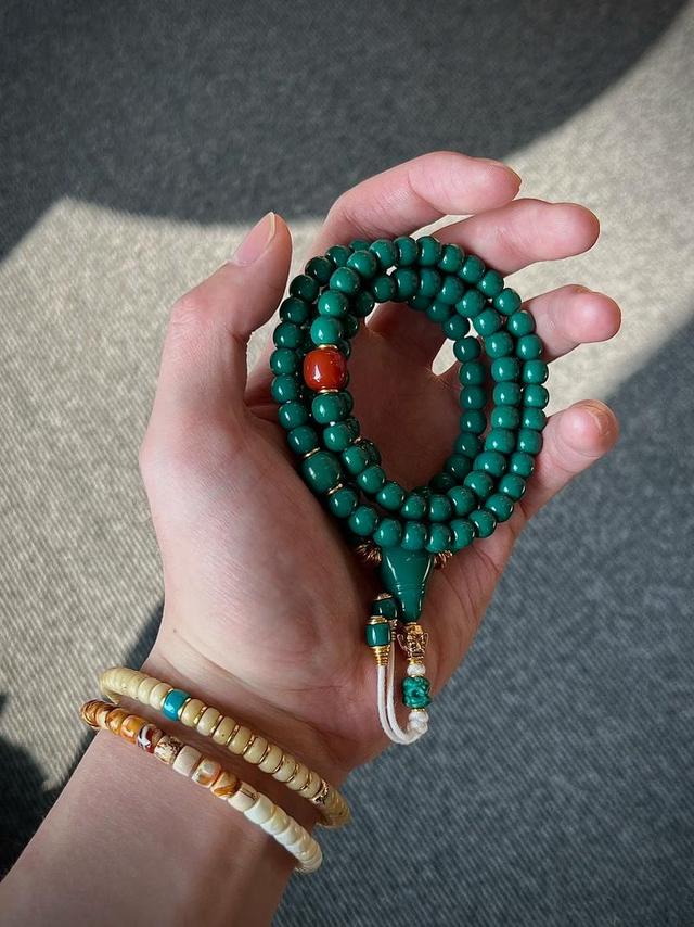 绿松石手串盘玩指南！如何盘出完美包浆不花不污