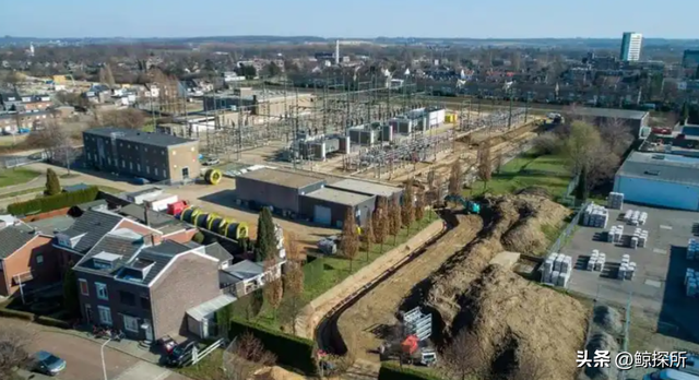 荷兰政府花200亿挽留，全球最大光刻机制造商为何要从老家搬走？