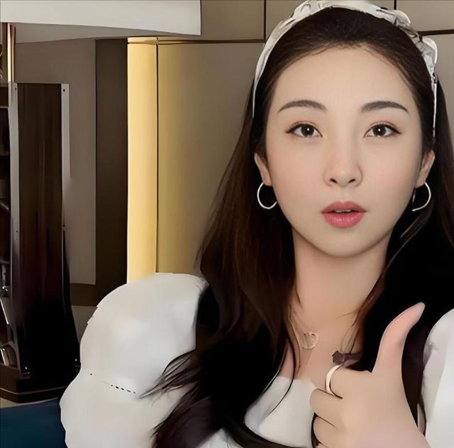 “买英国精子生3娃”的山东女人，8年后现状曝光！如今她后悔不？