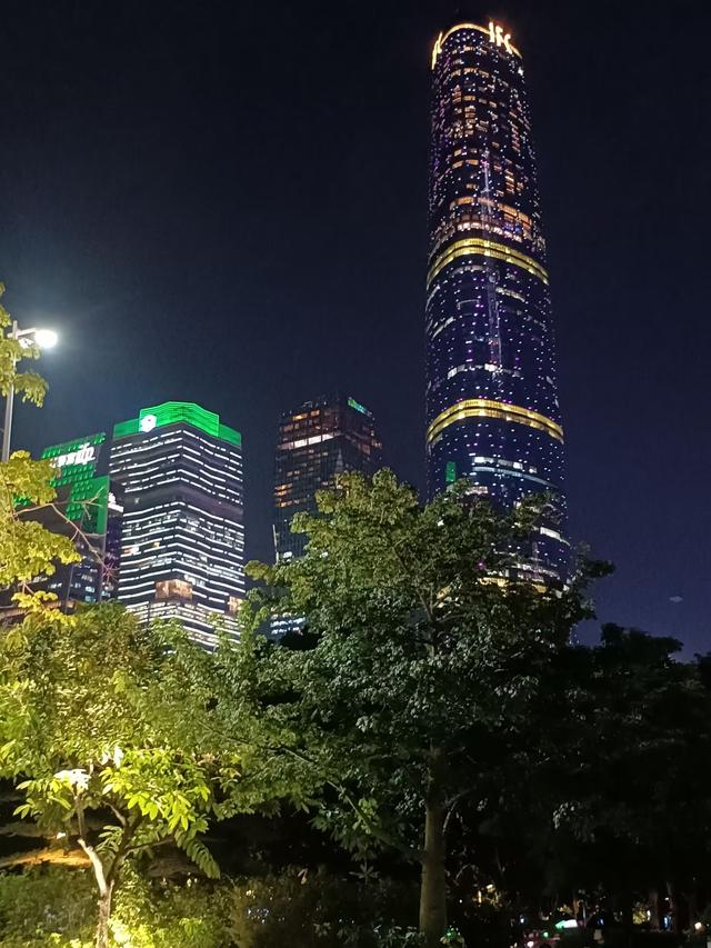 广东再行记之二十六 广州篇之十 观花城广场与海心夜色