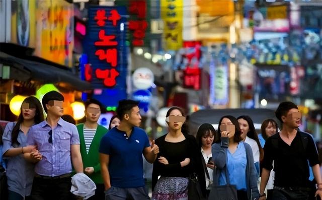 4个去中国化最彻底的国家，一个已全盘西化，一个正试图恢复汉字