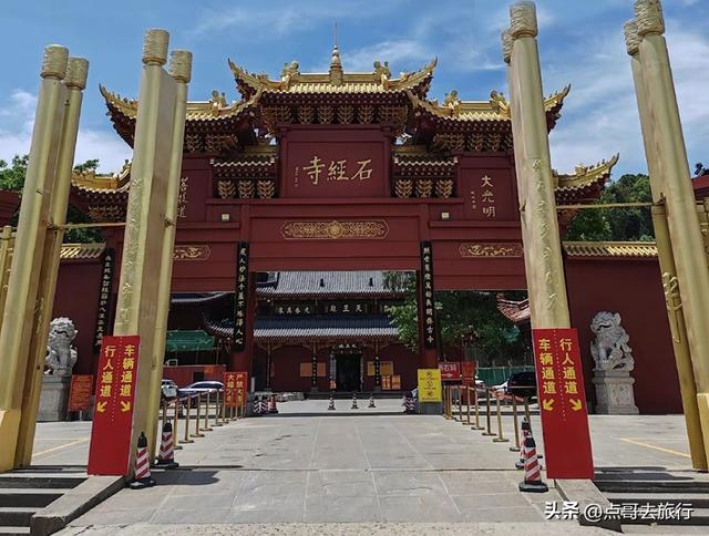 成都黄金徒步路线，公交直达起点，一处比一处惊艳，都不要门票！