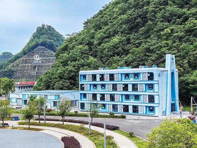 2025夏季西部行02 天空之桥观光服务区