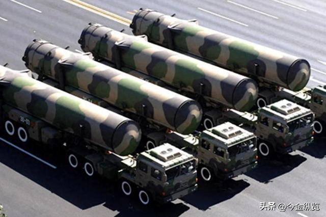 美军报告罕见瘦身又失聪：中国核武器、高超音速导弹，一个不敢提