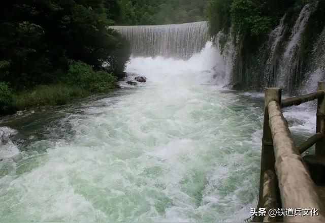 赏心悦目游荔波 文/铁五师王新明