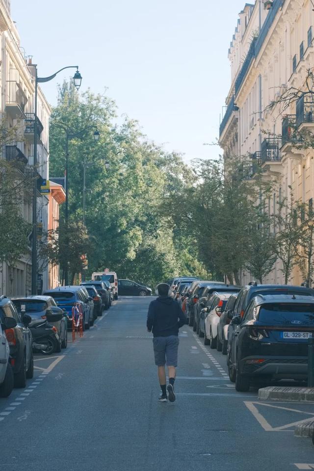 巴黎待了两日，彻底祛魅了