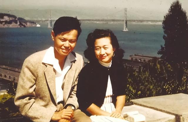 翁帆没想到，人情世故、江湖地位在杨振宁告别仪式上体现淋漓尽致