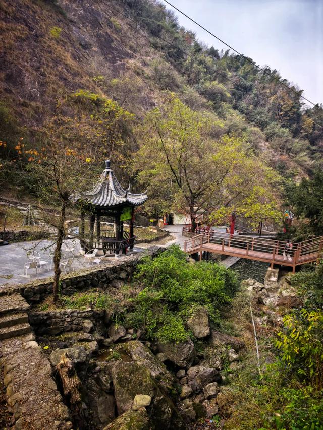 因何而徒，步履发声——徒步众生相