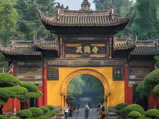 景区扔了8亿门票钱？这波“赔本买卖”藏着真套路