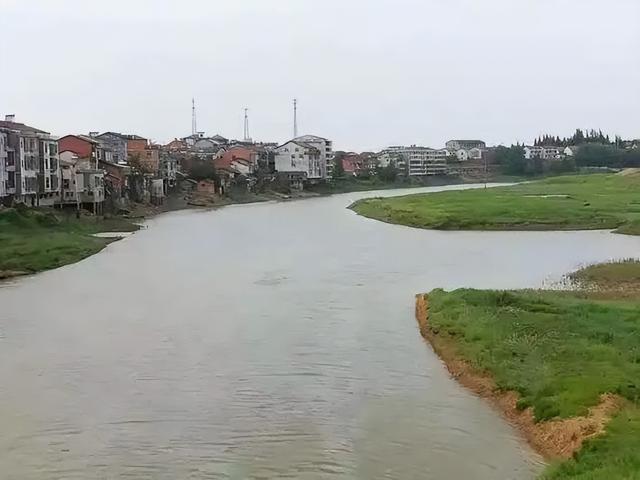 举办庖牛宴的临湘全貌