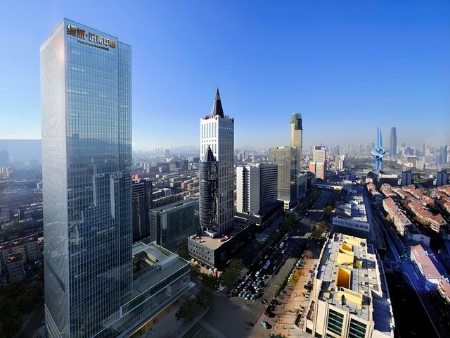 中国“最憋屈”省会？济南GDP超万亿、人口近千万，却没存在感？