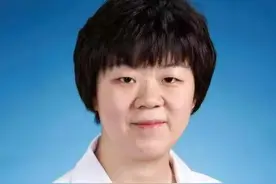 首都医科大学附属北京中医医院肿瘤科副主任医师许金将在长治市中医研究所附属医院坐诊、查房、授课图片