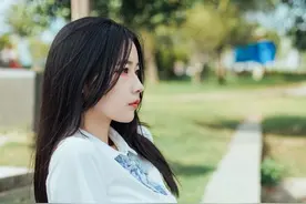 莫言说：男人好色，女人慕强，人的本性。图片