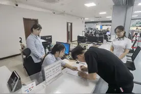 完成首单二手房交易！“郑好房”平台实现零佣金买卖房屋图片