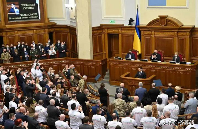 不到24小时	，泽连斯基或告别总统府，乌克兰接班人名单基本锁定