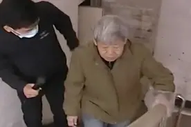 沈阳八旬老人每天步行上6楼，强制不准坐电梯，邻居：不准她坐图片