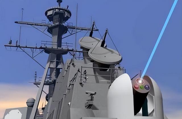 阅兵逆袭！张召忠曾说：以美国经验，中国激光武器20年也无法服役