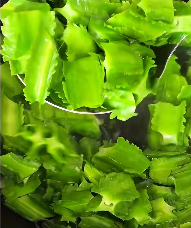 白露过后，要使劲吃这菜！一润燥、二清热、三亮眼睛，鲜嫩别错过