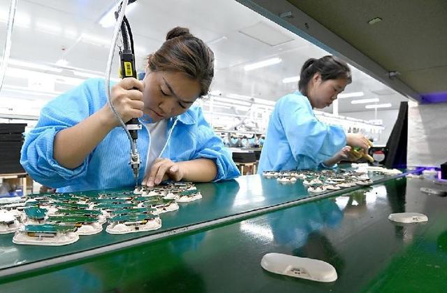 6000元月薪招工难：工厂和制造业，正逐渐被新一代中国年轻人抛弃