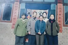 儿子在马航遇难，多年后父亲收到儿子信息，坚信儿子活在平行时空图片