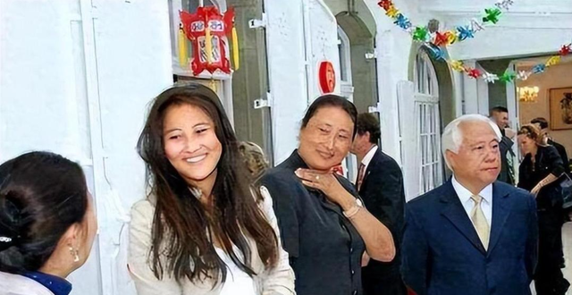 郎平做梦也没想到，曾获五连冠女排队长杨锡兰，如今在瑞士当保安