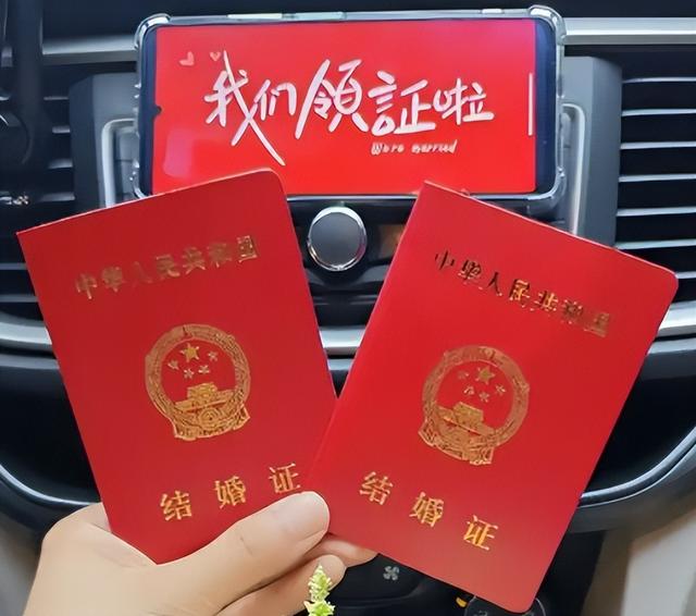2020年，我国男性比女性多3502万，如今刚过5年，差距令人意外