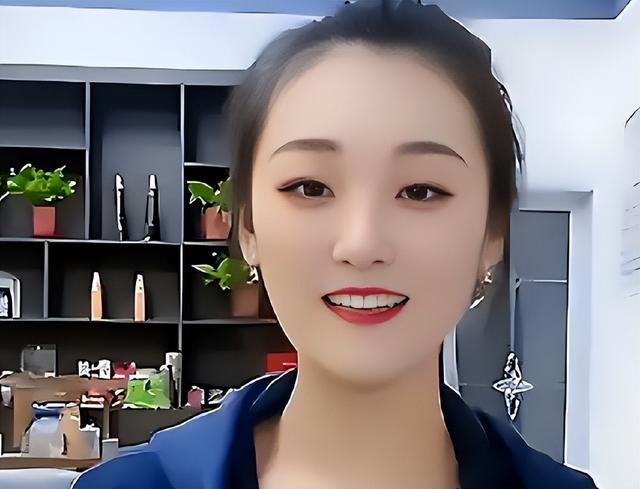 难怪陈亚男伤感	，再看大衣哥现儿媳，她跟人在处事上就差了两个字
