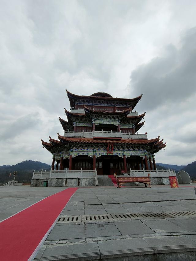邂逅飞龙寨