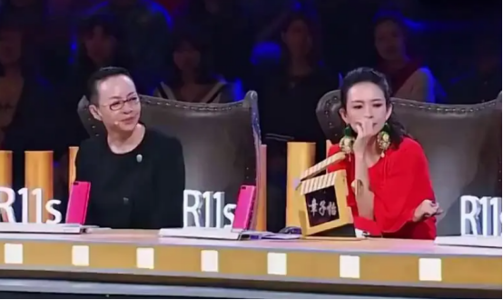 53岁袁立不再隐瞒！撕开了张国立的真面目，连章子怡受到了牵连