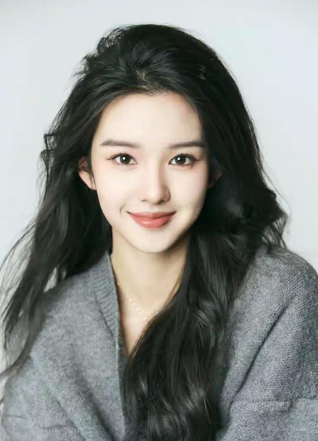 绝美写真：释放自我，展现青春的无限魅力！