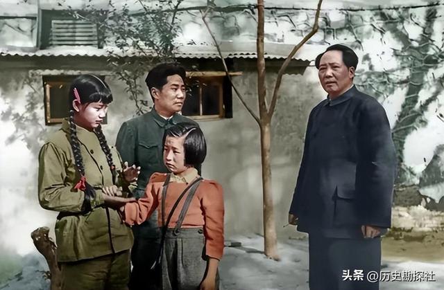 1962年，刘思齐和杨茂之新婚后，去看望毛主席，留下的珍贵合影