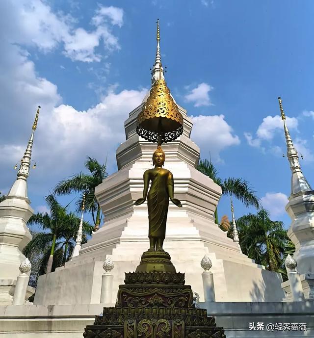 云南西双版纳，极具鲜明特色的旅游胜地。