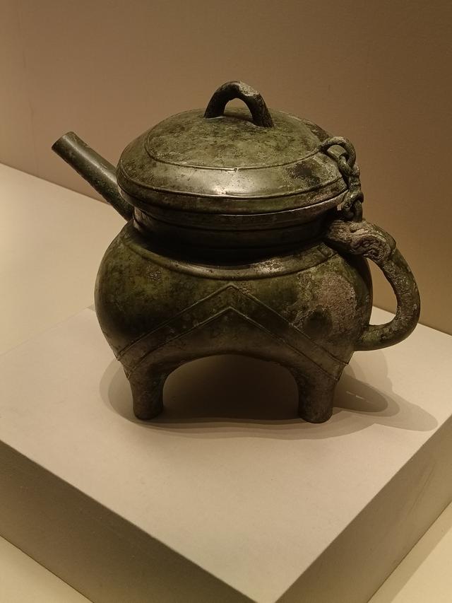欣赏一下精美青铜器