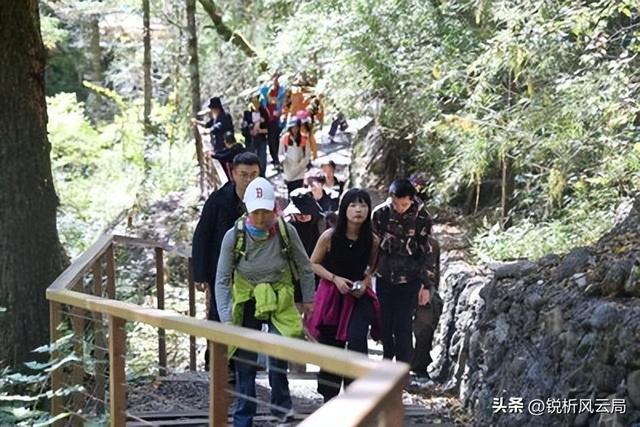 月薪5千也能“充电”：避开人潮的周末，比出国游更值