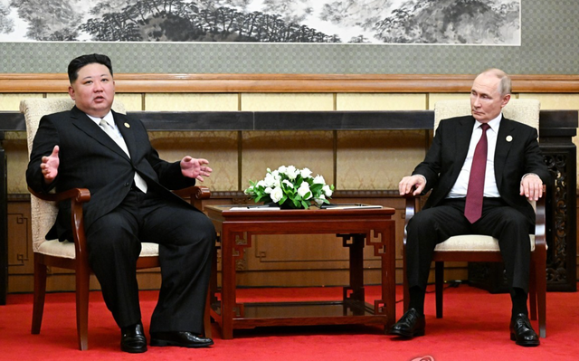 金正恩在北京亲口告诉普京，俄朝亲如兄弟，会为了俄罗斯竭尽所能