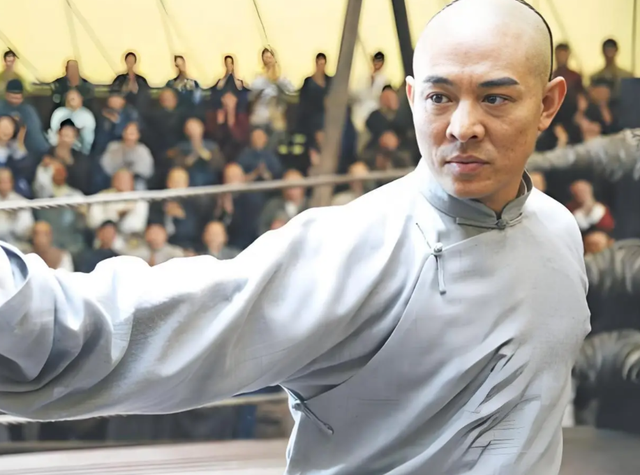 “换心	”传闻真相大白仅1月	，李连杰官宣3大喜讯 野心太大藏不住了