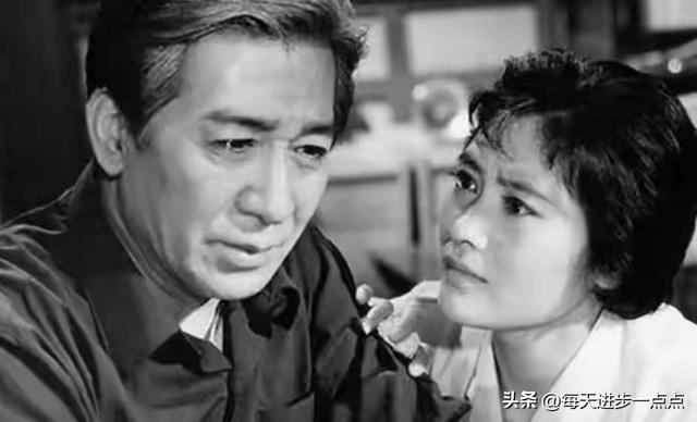9月刚过仅5天，国家一级演员宋春丽，就给娱乐圈演员敲响警钟