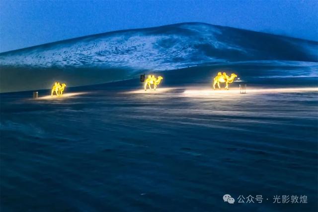 【敦煌第二场雪】月牙泉风雪交加景致极为震撼