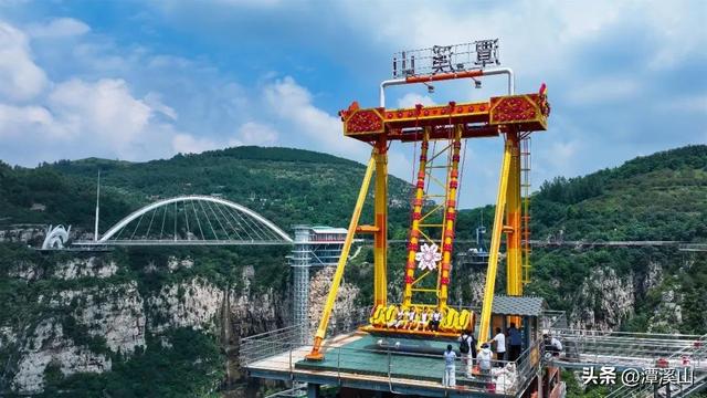 国庆首日，人气爆棚！云端体验引爆假期，在淄博潭溪山开启天际之旅！