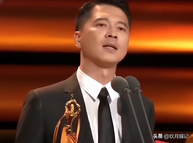 阅兵刚结束没几天，恶心的一幕上演了，这5位明星竟躺着中枪！