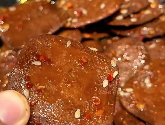 皖南秋游指南：11-12月邂逅人少景美的诗意秘境，尝遍徽州美食。