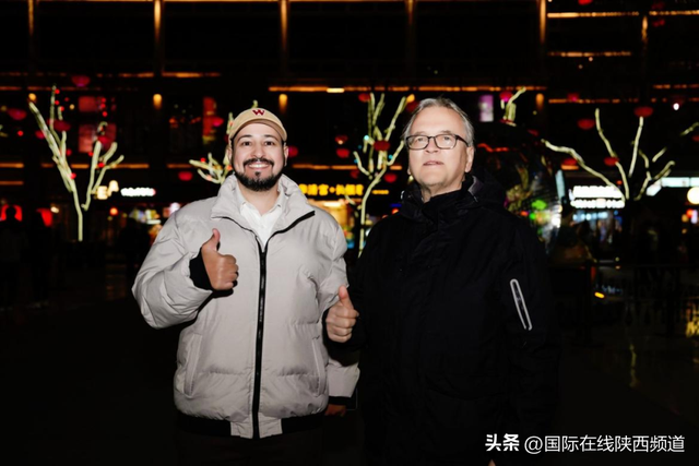 狠狠圈粉！外籍专家在西安大唐不夜城邂逅“中国式浪漫”
