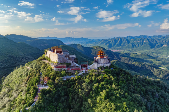 丫髻雅集・咖汇英才 | 平谷区人才咖啡日——丫髻山农文旅融合发展研讨交流活动成功举办