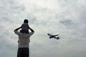 大武汉一日丨开车一小时，只为来武汉这里看飞机！图片