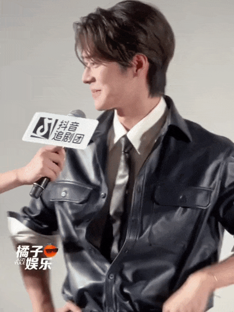 这对姐弟恋…这么甜的吗？我倒看看多好磕？